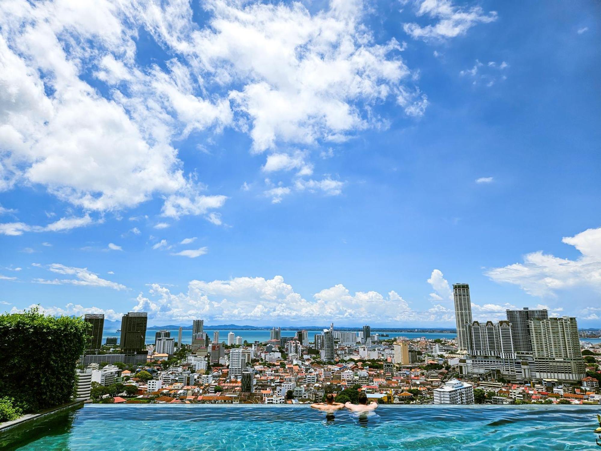 Beacon Executive By Ngn Apartment George Town